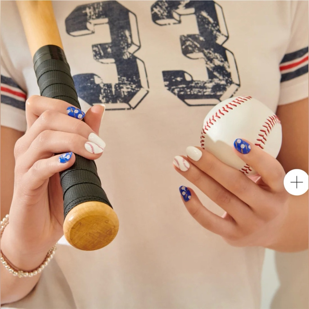 imPRESS Design Sports Batter Up NIB Set of 30 Press On Nails